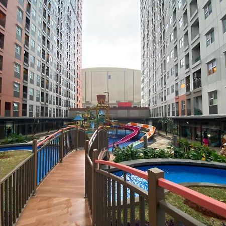 Shero Transpark Bekasi Hotel Екстериор снимка