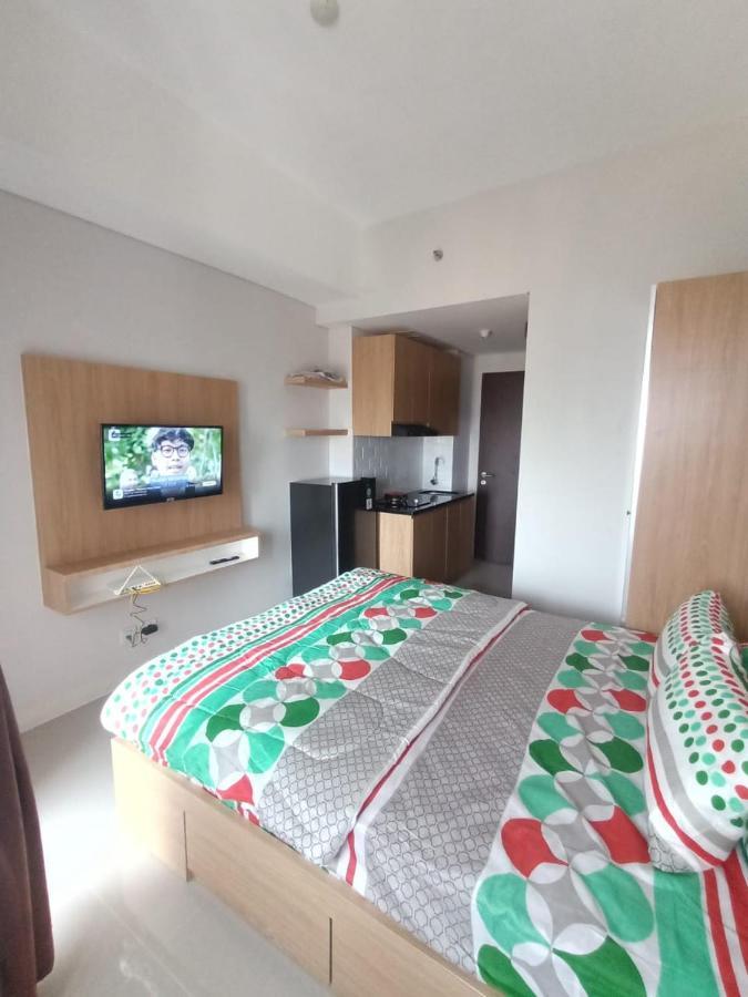 Shero Transpark Bekasi Hotel Екстериор снимка
