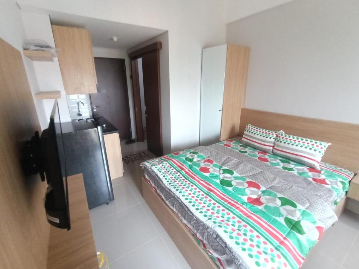 Shero Transpark Bekasi Hotel Екстериор снимка